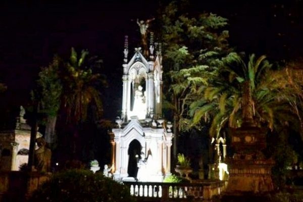 MONUMENTO, 3 (2)