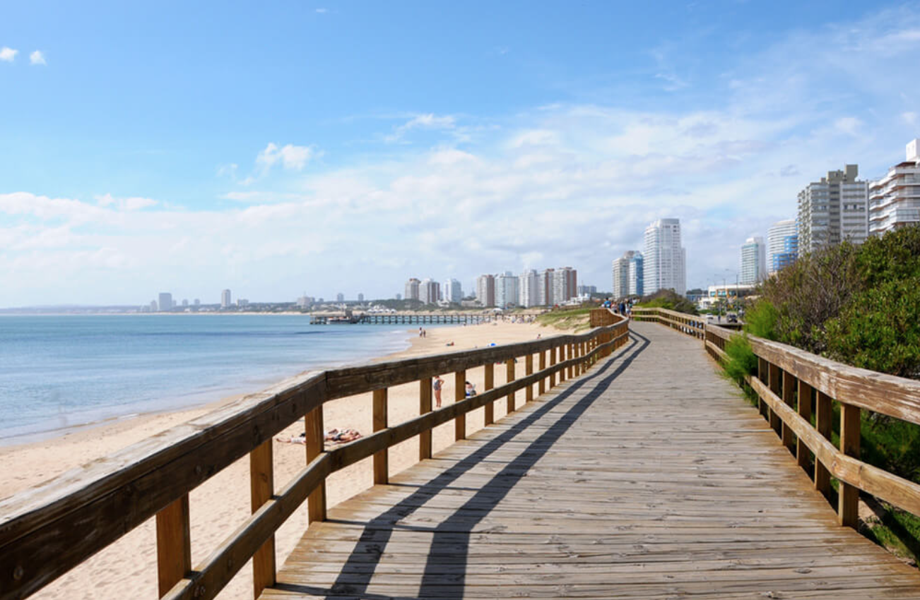 Restaurantes en Playa Mansa