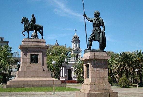PLAZA, 2